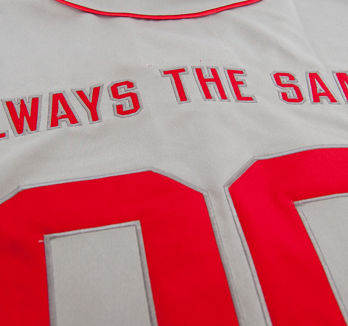 grey and red baseball jersey